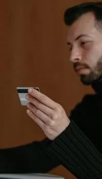 Как перевыпустить кредитную карту через личный кабинет